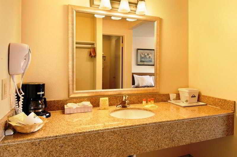 Days Inn by Wyndham Lake Havasu Lake Havasu City Eksteriør bilde
